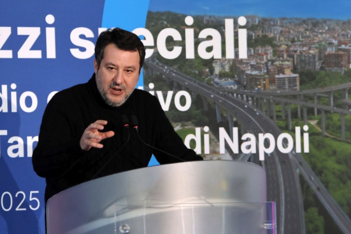 USA, Salvini “Con Vance abbiamo parlato di trasporti e immigrazione” USA, Salvini “Con Vance abbiamo parlato di trasporti e immigrazione”