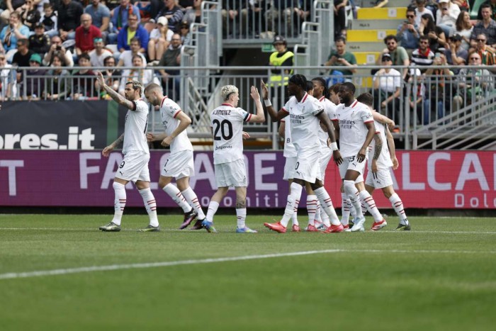 Pulisic e Gimenez espugnano il Penzo, Venezia-Milan 0-2 Pulisic e Gimenez espugnano il Penzo, Venezia-Milan 0-2