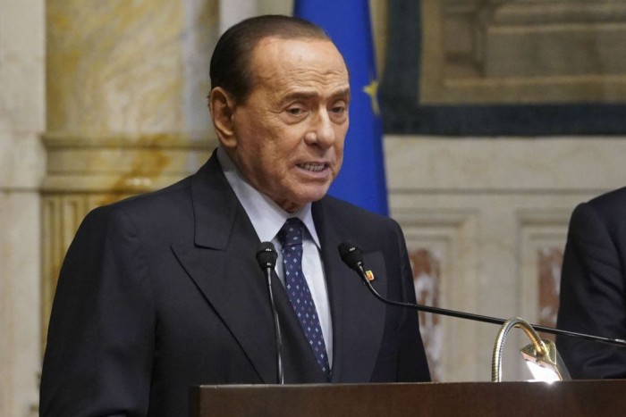 Ucraina, Berlusconi “La mia posizione è in linea con Ppe, Ue e Nato”