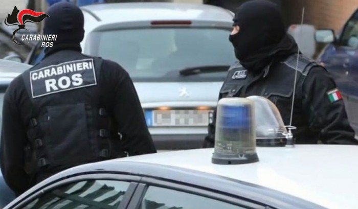 Aiutò il boss Messina Denaro durante la latitanza, arrestata insegnante Aiutò il boss Messina Denaro durante la latitanza, arrestata insegnante