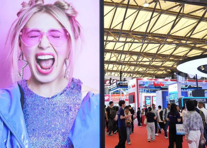 La Cina presenta un piano per il settore pubblicitario, obiettivo crescita 10%
